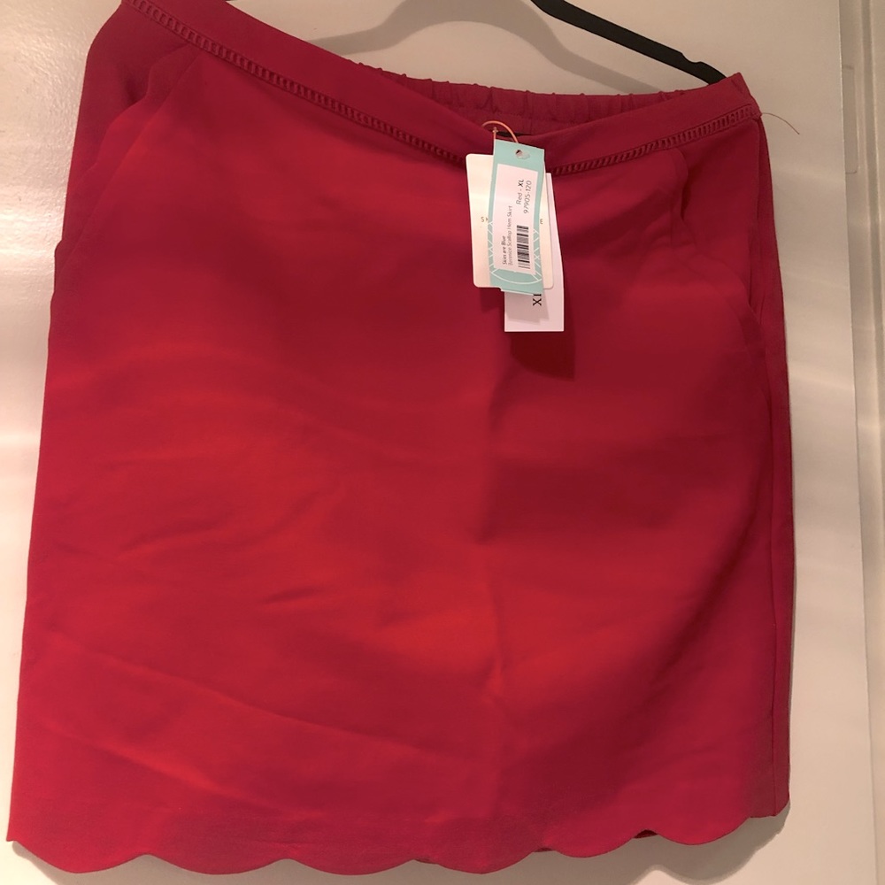 NWT Skies Are Blue red scalloped hem skirt, 1X